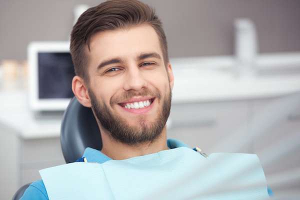 A Cosmetic Dentist Explains Different Treatment Options from Allure Dentistry in Los Angeles, CA