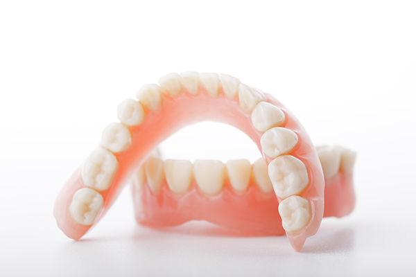 What if You Let Your Dentures Dry Out? from Allure Dentistry in Los Angeles, CA